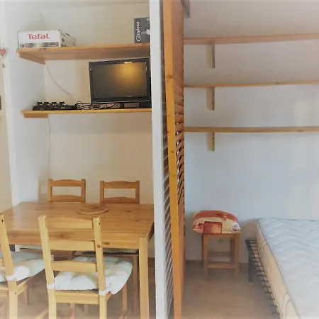 Apartment 4 Pers. Avec Balcon Au Calme - Fr-1-346-460